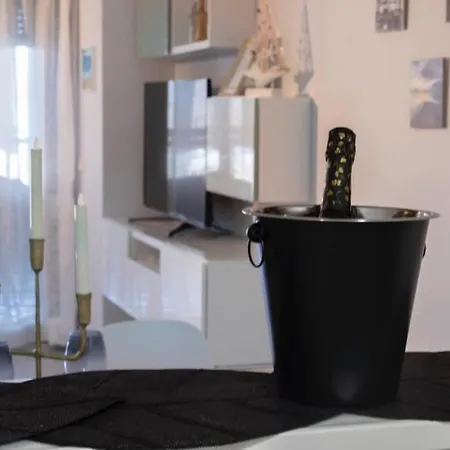Apartamento Espacio 1, Frontal Mar, Jacuzzi * Cullera