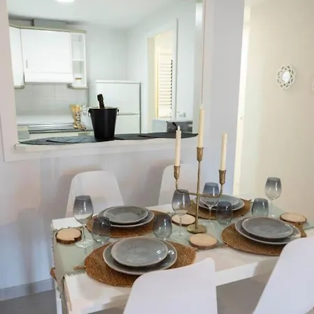 Apartamento Espacio 1, Frontal Mar, Jacuzzi Appartement *